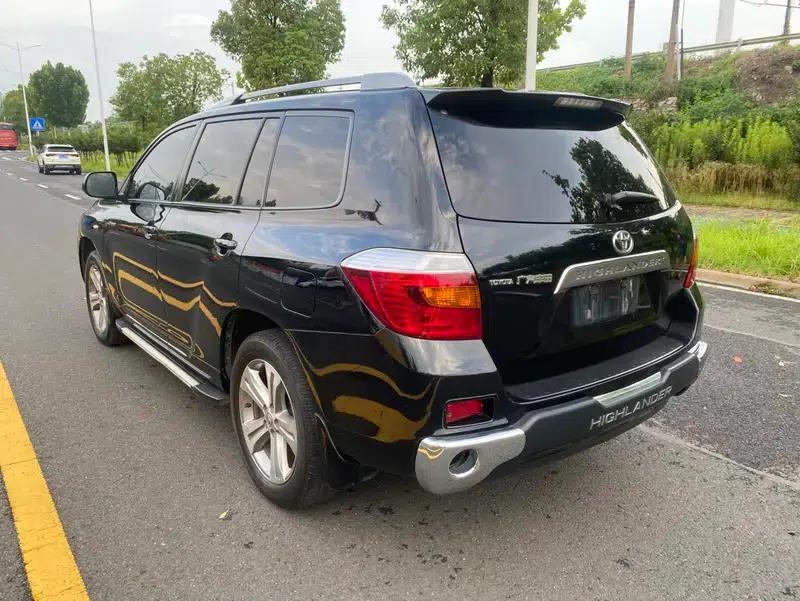 Highlander 2009 2.7L 2WD 7-seater Luxury Edition — миниатюра 4