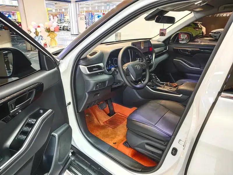 2024 Toyota Highlander Hybrid 2.5L AWD Elite 7-Seater — миниатюра 8
