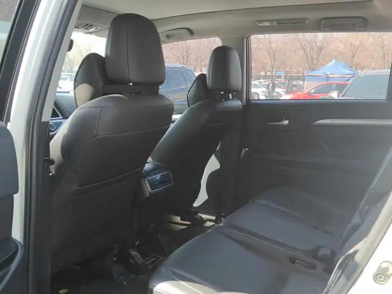 2018 Toyota Highlander 2.0T AWD Luxury 7-seater (China VI Emission Standard) — миниатюра 10