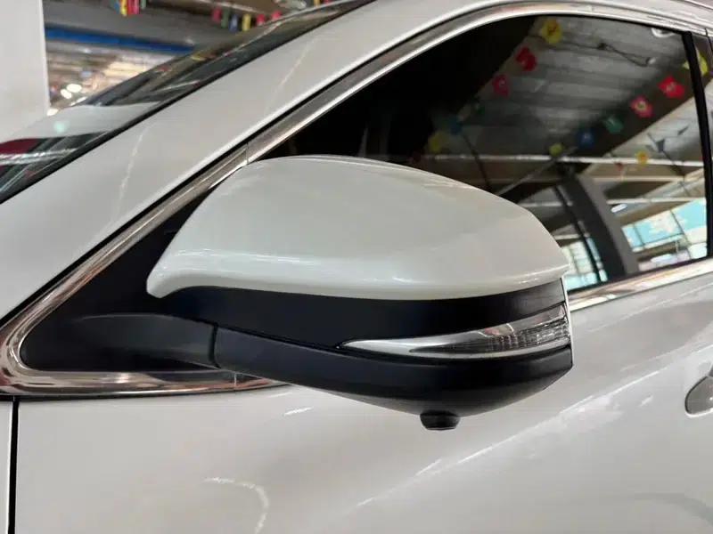 2015 Highlander 2.0T 2WD Luxury 7-seater — миниатюра 11