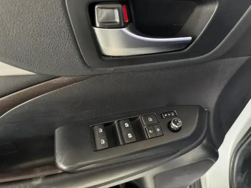 2015 Highlander 2.0T 2WD Luxury 7-seater — миниатюра 20