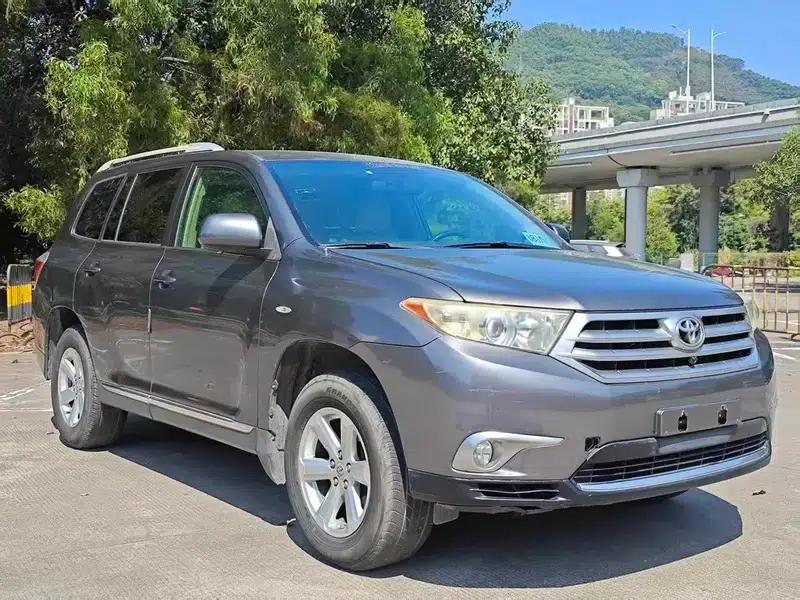 2012 Highlander 2.7L 2WD 7-seater Elite Edition — миниатюра 3