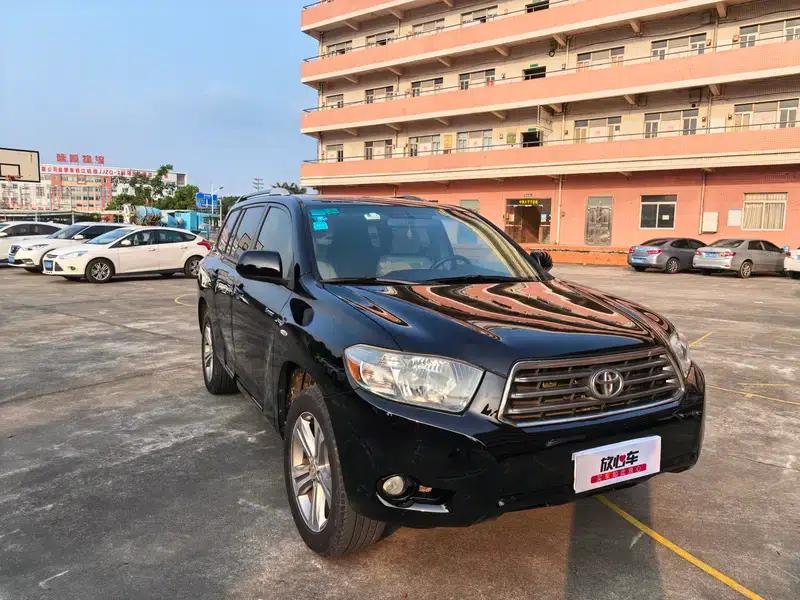 2011 Highlander 2.7L 2WD 7-seater Luxury Navigation Edition — миниатюра 3