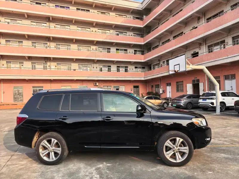 2011 Highlander 2.7L 2WD 7-seater Luxury Navigation Edition — миниатюра 8