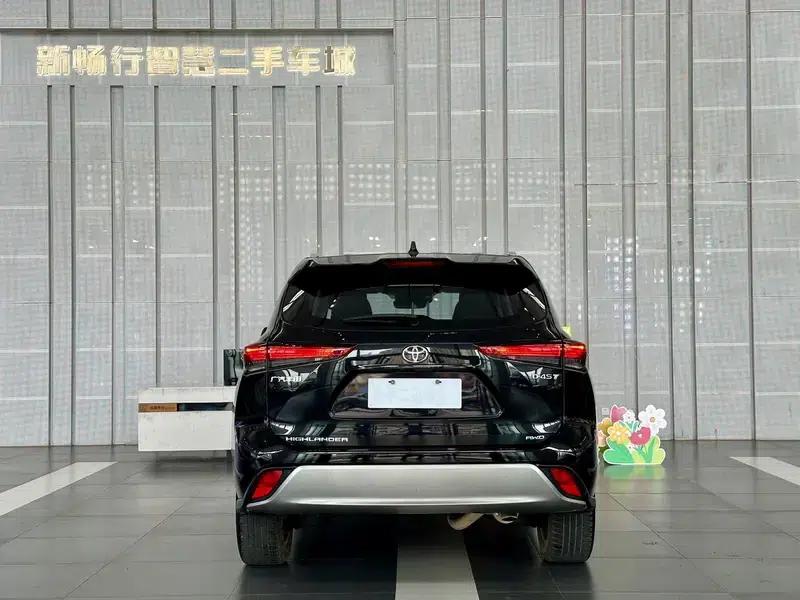 2022 Toyota Highlander 380T AWD Luxury 7-seater — миниатюра 6