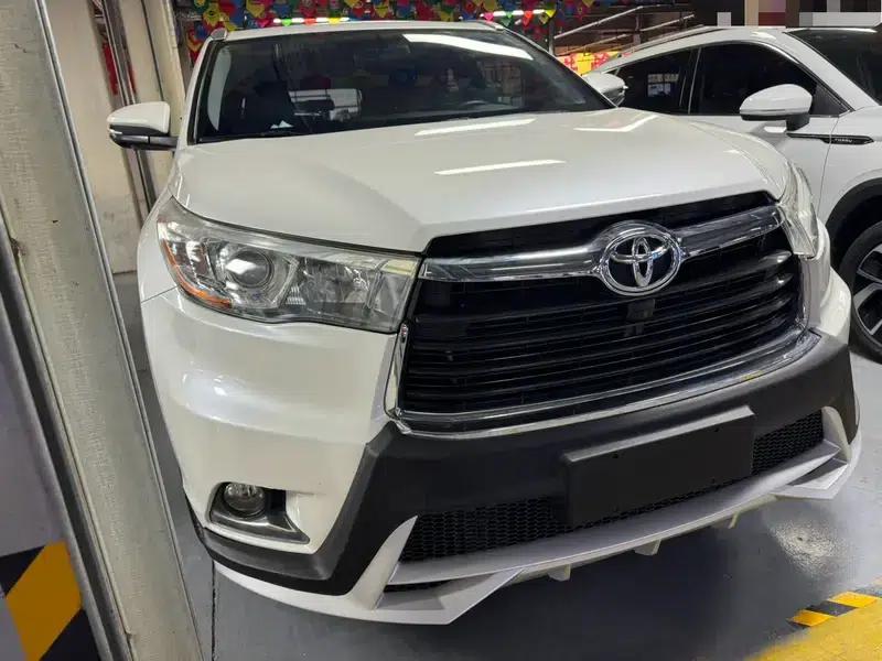 2015 Highlander 2.0T AWD Luxury 7-seater — миниатюра 3