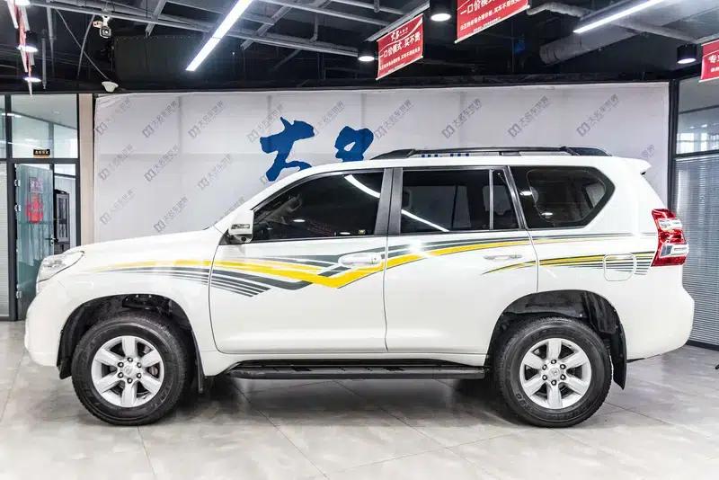 2016 Prado 2.7L Automatic Standard Edition — миниатюра 3