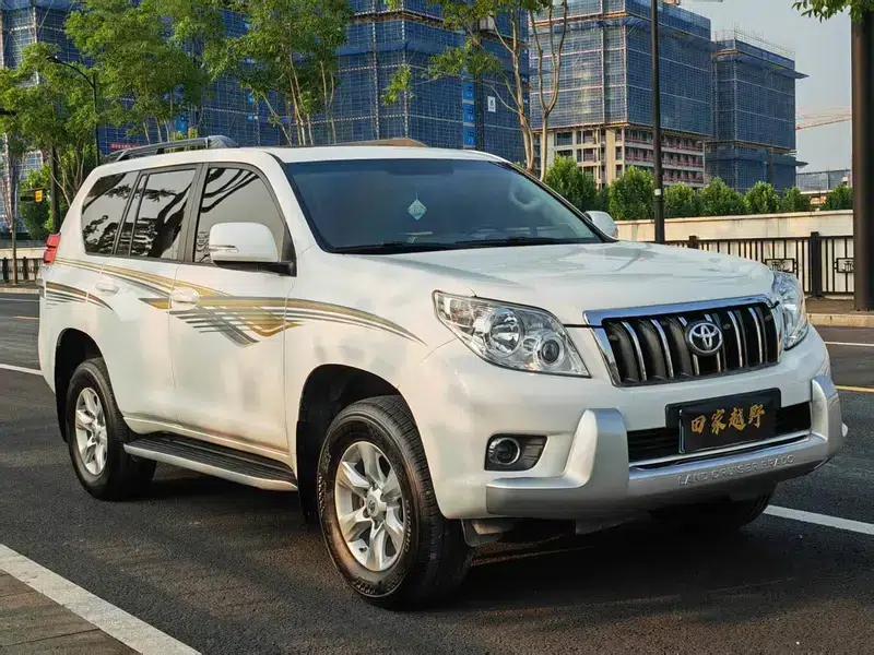 2010 Prado 4.0L Automatic TX — миниатюра 3