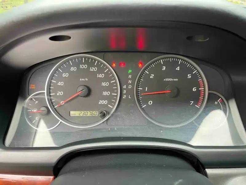 2005 Prado 4.0L Automatic GX Luxury Edition — миниатюра 11