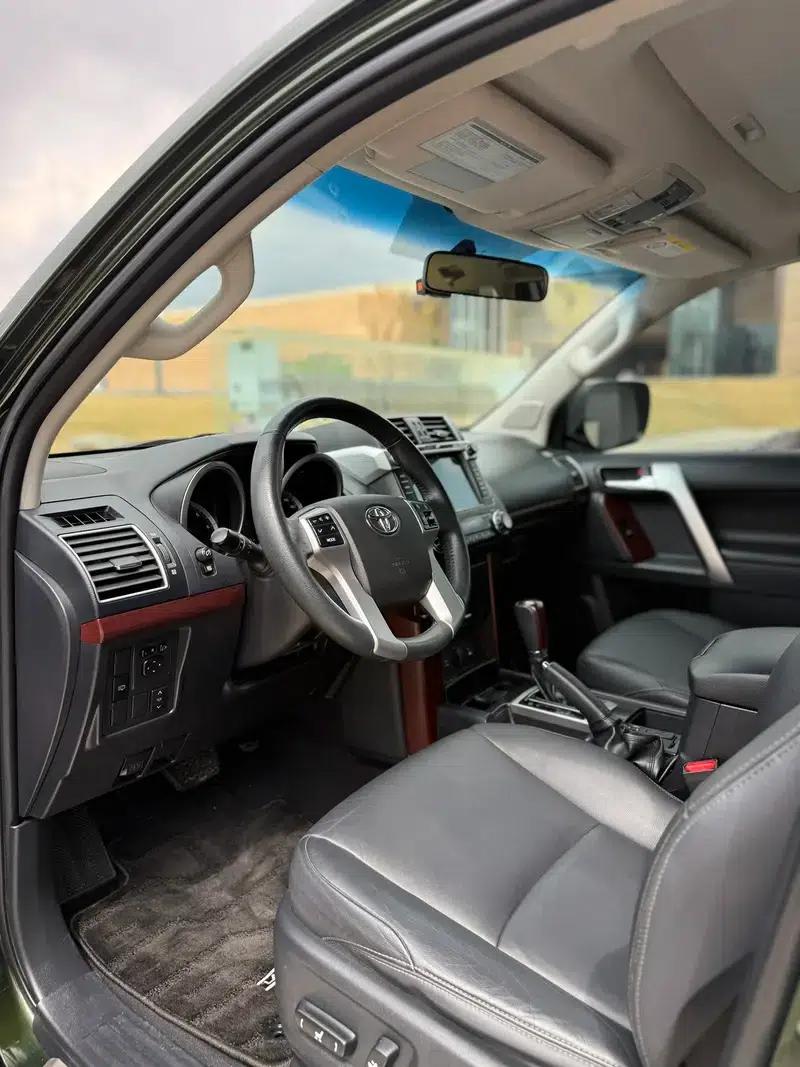 2014 Prado 4.0L Automatic TX-L — миниатюра 9
