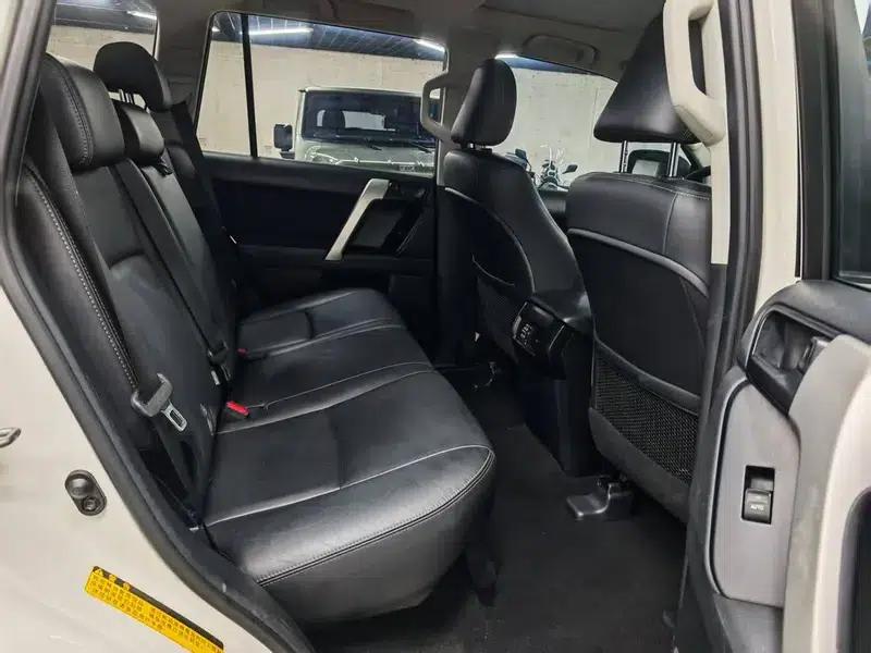 2016 Prado 2.7L Automatic Standard Edition — миниатюра 10
