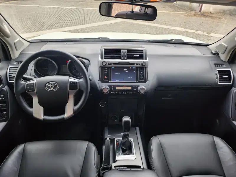 2016 Prado 2.7L Automatic Standard Edition — миниатюра 11