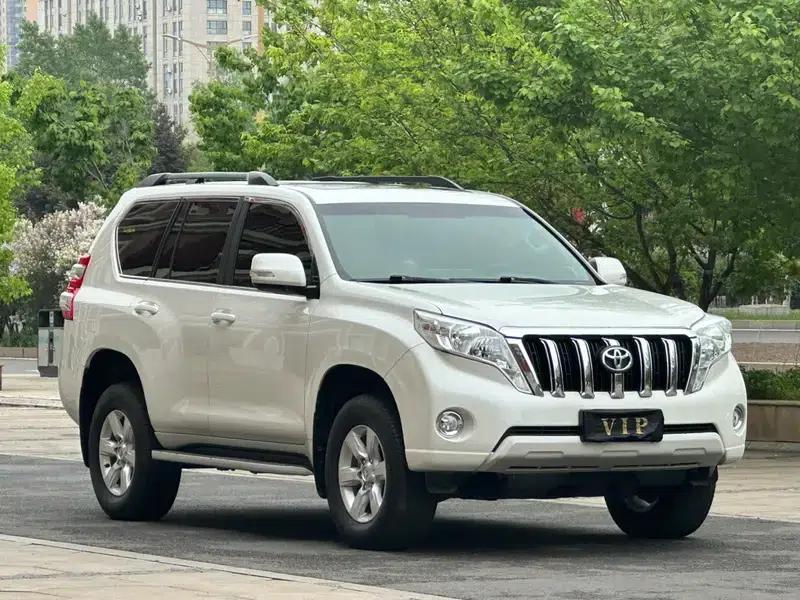 2016 Prado 2.7L Automatic Standard Edition — миниатюра 3