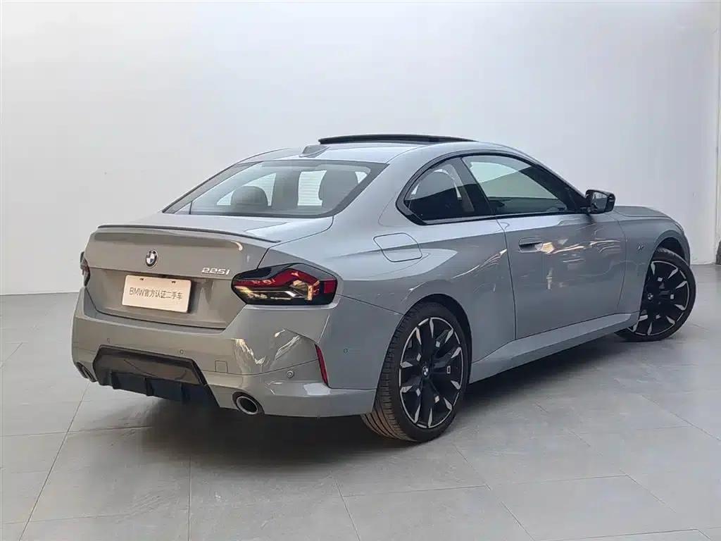 2023 BMW 2 Series Imported Model 225i M Sport Shadow Edition — миниатюра 4
