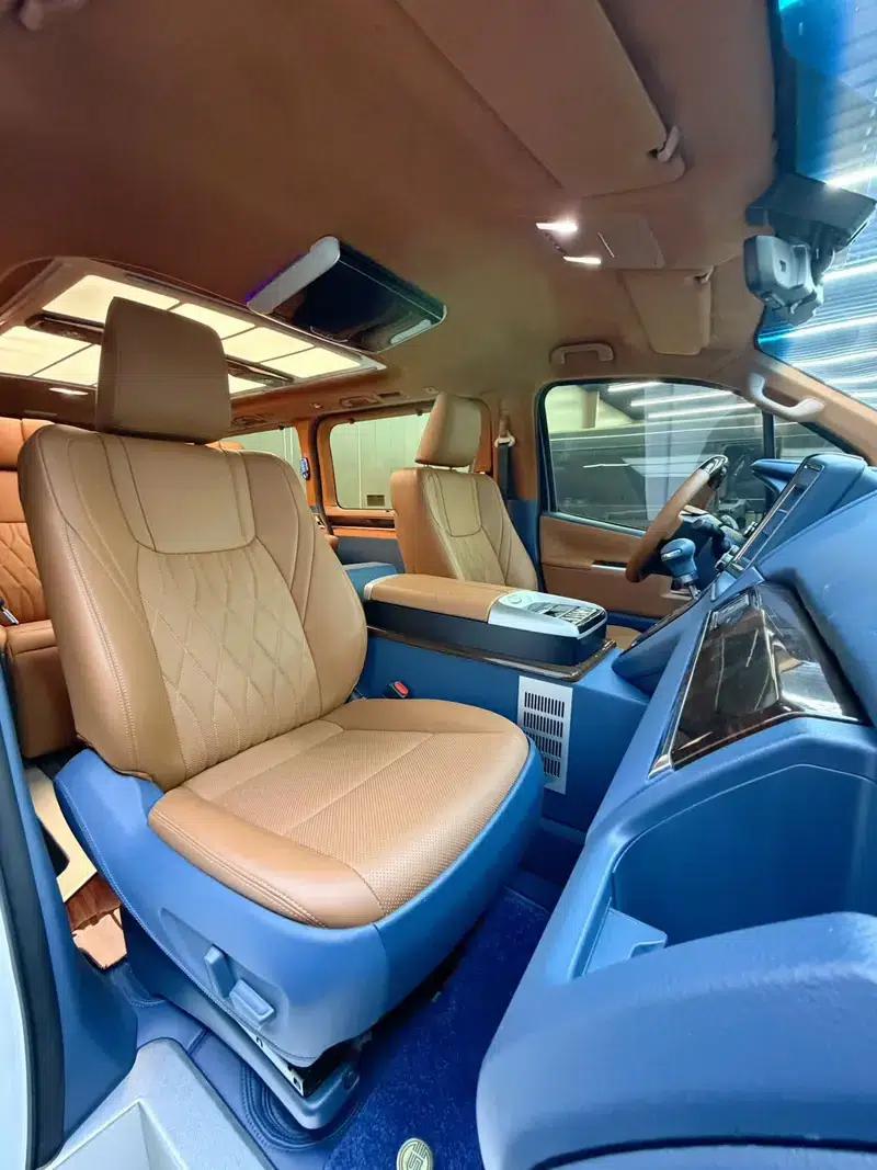 Granvia (overseas) 2024 3.5L Automatic Rear-Wheel Drive 6-Seater Parallel Import — миниатюра 7