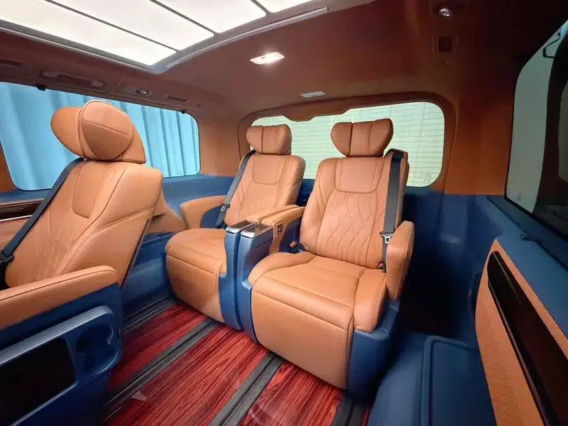 Granvia (overseas) 2024 3.5L Automatic Rear-Wheel Drive 6-Seater Parallel Import — миниатюра 8