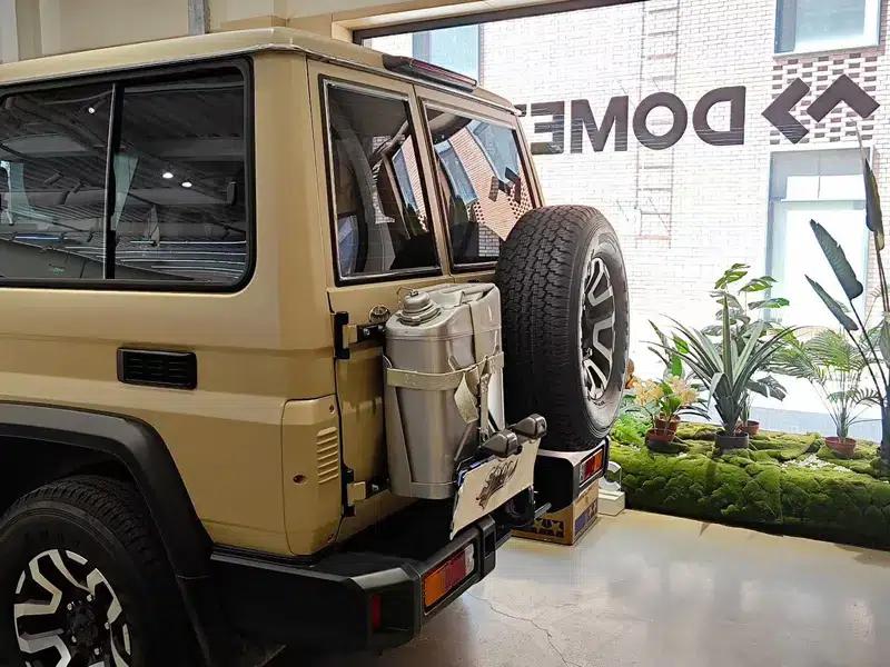 Land Cruiser 70 Series 2025 Model 4.0L Manual 4WD 5-Seater Parallel Import — миниатюра 5