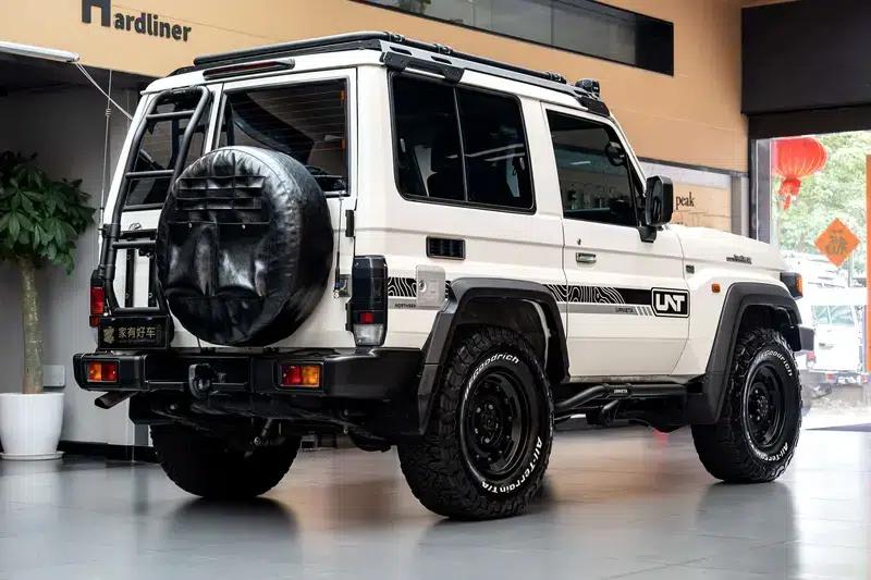 2024 Land Cruiser 70 Series, 4.0L Manual, 4WD, 5-Seater, Parallel Import — миниатюра 5