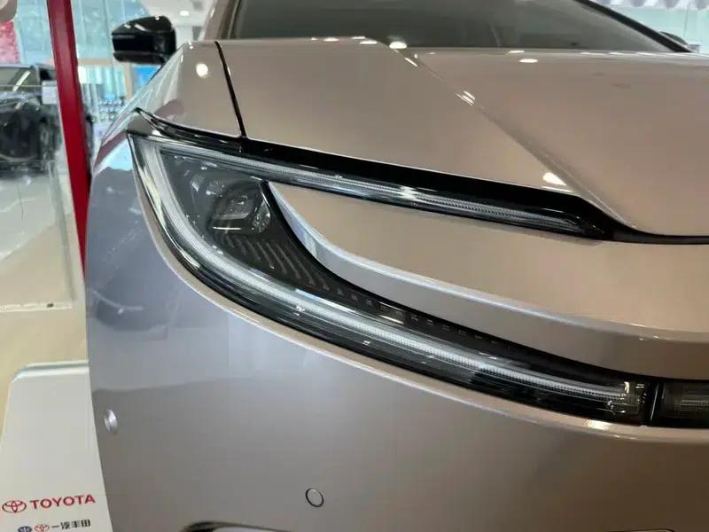 Toyota BZ5 2025 550 PRO Smart Edition — миниатюра 10