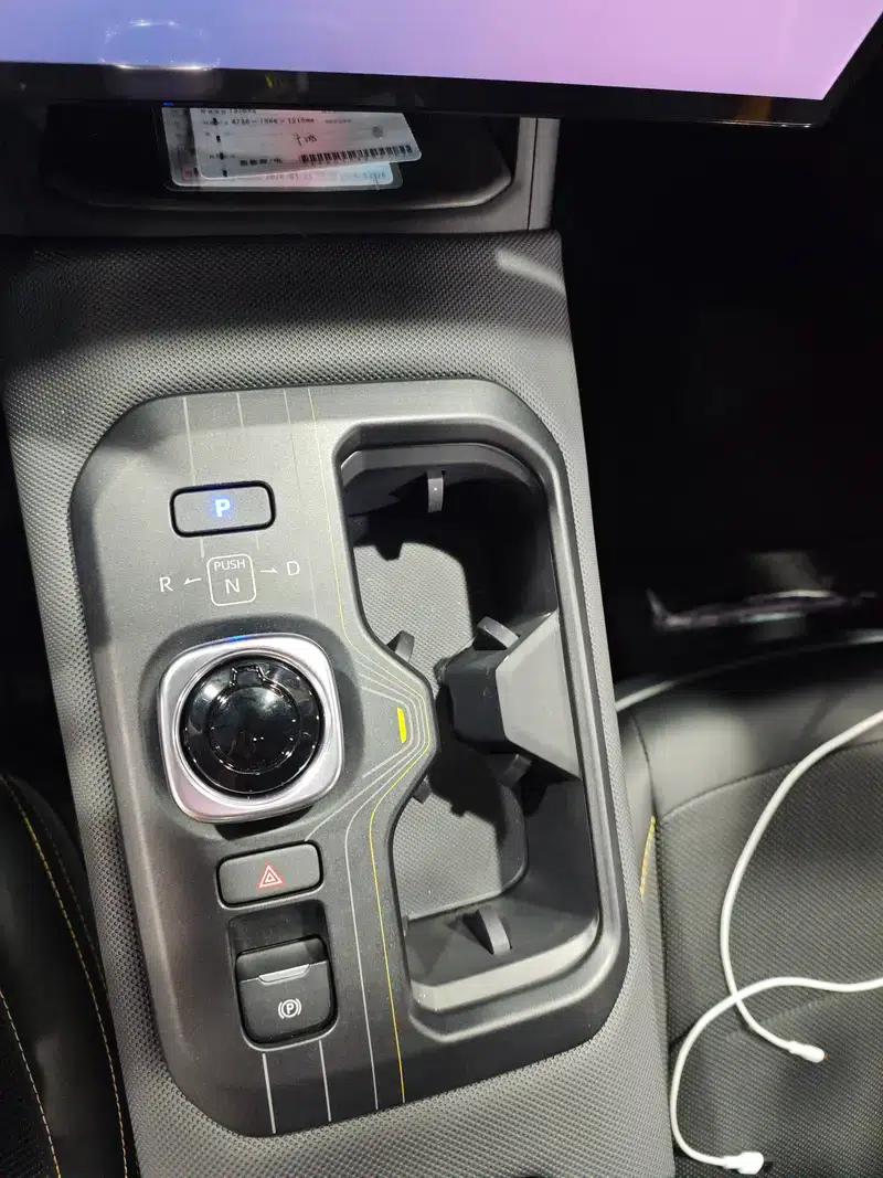 Toyota BZ5 2025 550 PRO Smart Edition — миниатюра 12