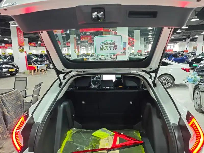 Toyota BZ5 2025 550 PRO Smart Edition — миниатюра 19