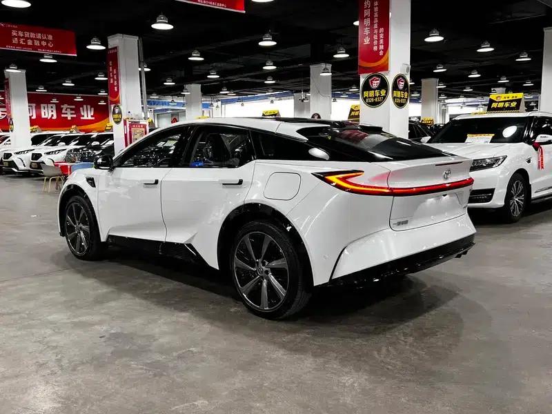 Toyota BZ5 2025 550 PRO Smart Edition — миниатюра 4