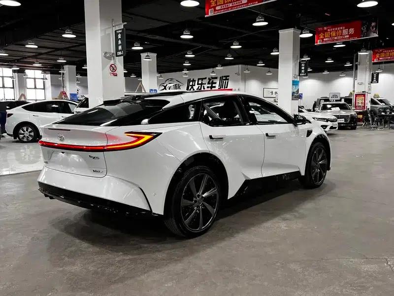 Toyota BZ5 2025 550 PRO Smart Edition — миниатюра 6