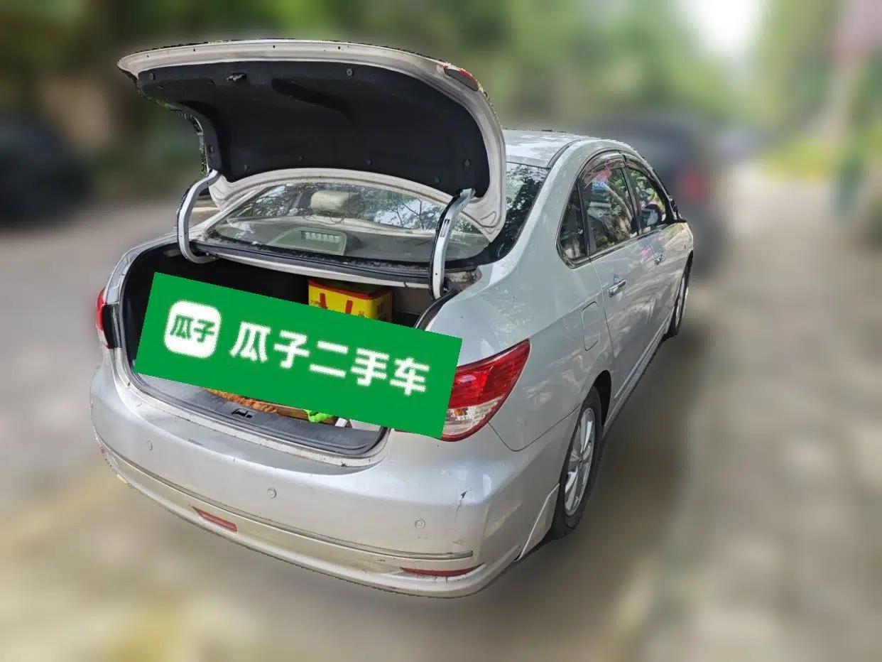 Nissan Sylphy 2012 Classic 1.6XE Automatic Comfort Edition — миниатюра 6