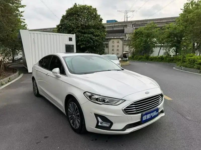2020 Ford Mondeo EcoBoost 200 Luxury — миниатюра 3
