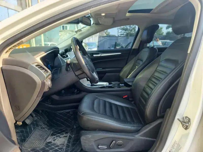 2013 Ford Mondeo 1.5L GTDi180 Fashion Edition — миниатюра 11