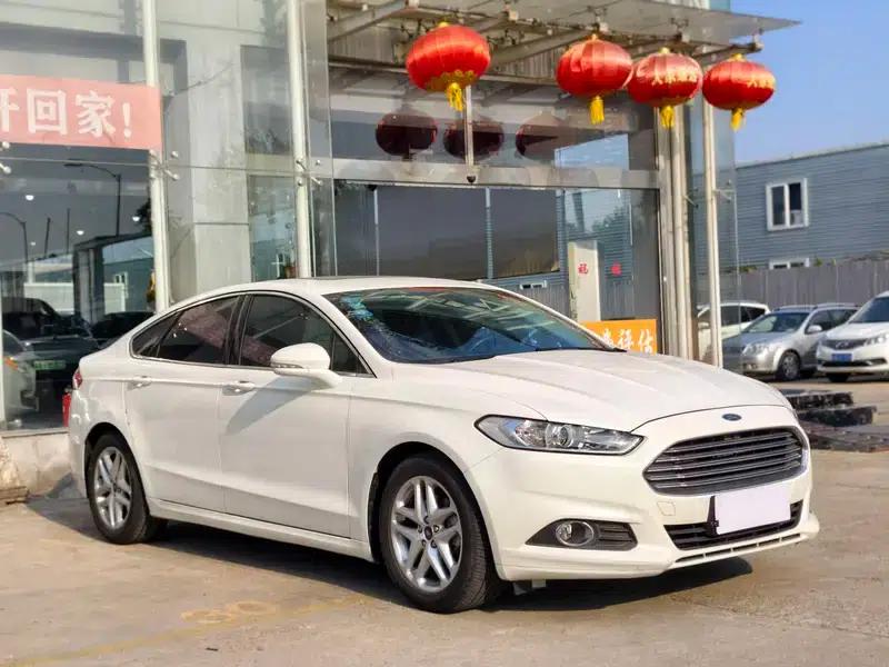 2013 Ford Mondeo 1.5L GTDi180 Fashion Edition — миниатюра 3