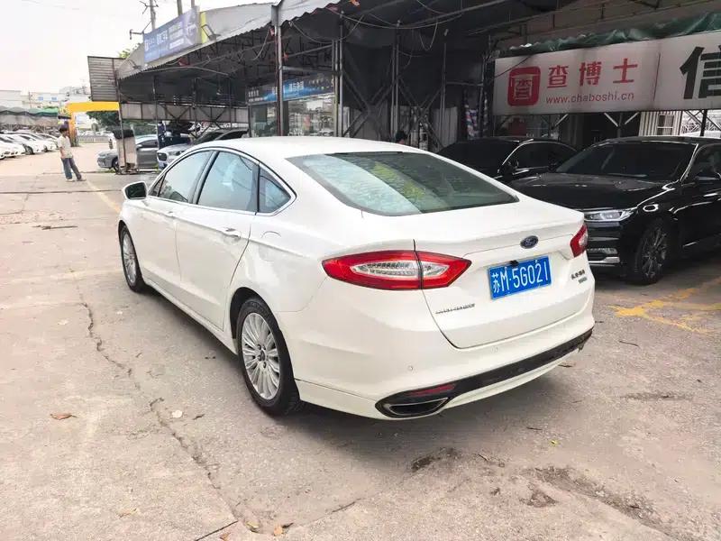 2013 Ford Mondeo 2.0L GTDi200 Fashion Edition — миниатюра 4