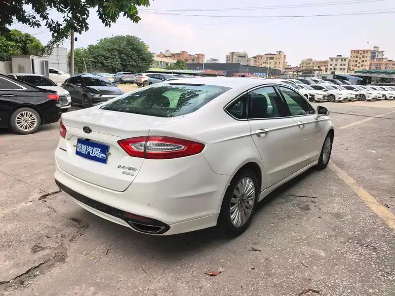 2013 Ford Mondeo 2.0L GTDi200 Fashion Edition — миниатюра 6