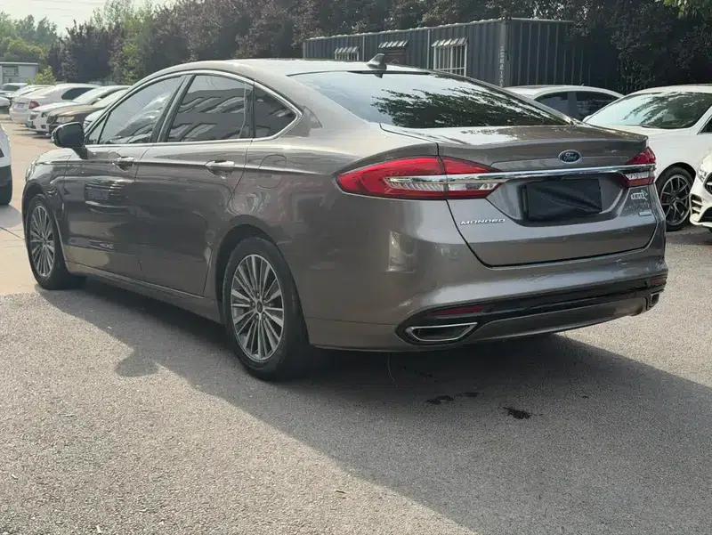 2017 Ford Mondeo Facelift EcoBoost 180 Luxury — миниатюра 4