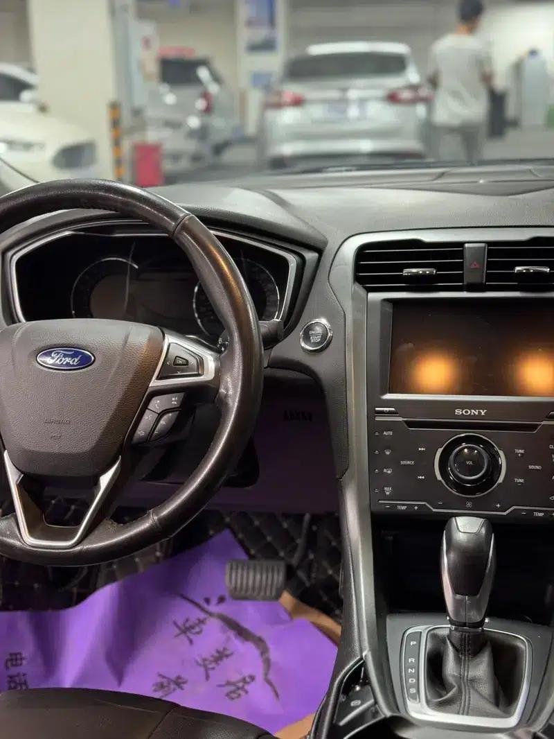 2013 Ford Mondeo 2.0L GTDi240 Luxury Sport — миниатюра 5