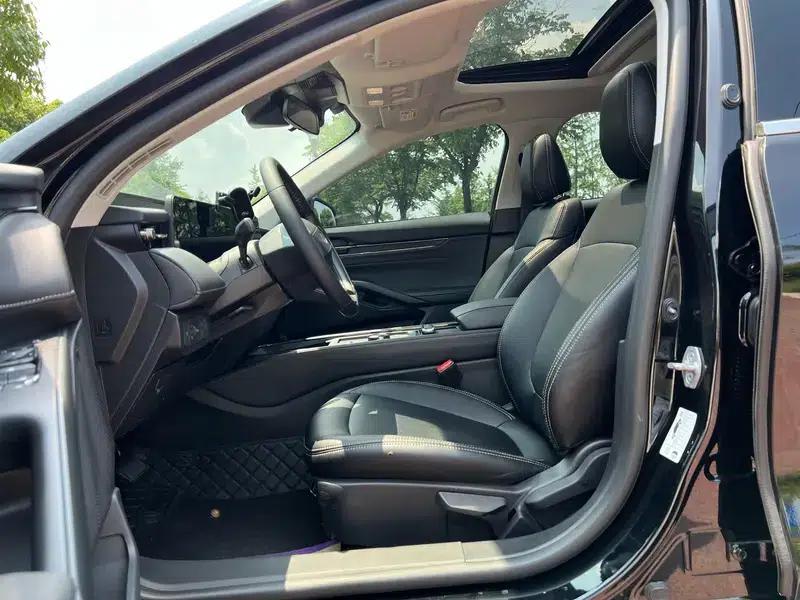 2022 Ford Mondeo EcoBoost 245 Fashion Edition — миниатюра 23