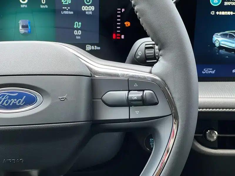 2022 Ford Mondeo EcoBoost 245 Fashion Edition — миниатюра 9