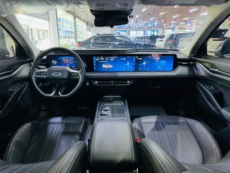 2025 Ford Mondeo EcoBoost 180 Luxury — миниатюра 14