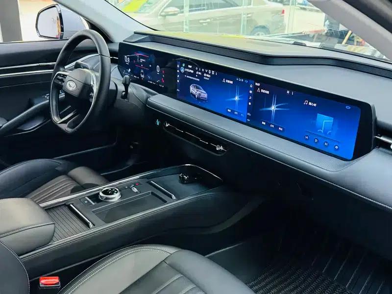 2025 Ford Mondeo EcoBoost 180 Luxury — миниатюра 17