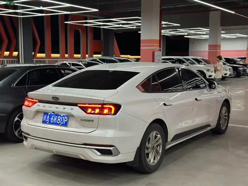2023 Ford Mondeo EcoBoost 180 Comfortline — миниатюра 6