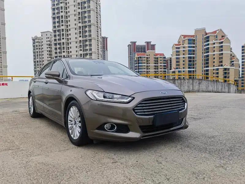 2013 Ford Mondeo 2.0L GTDi200 Luxury — миниатюра 3