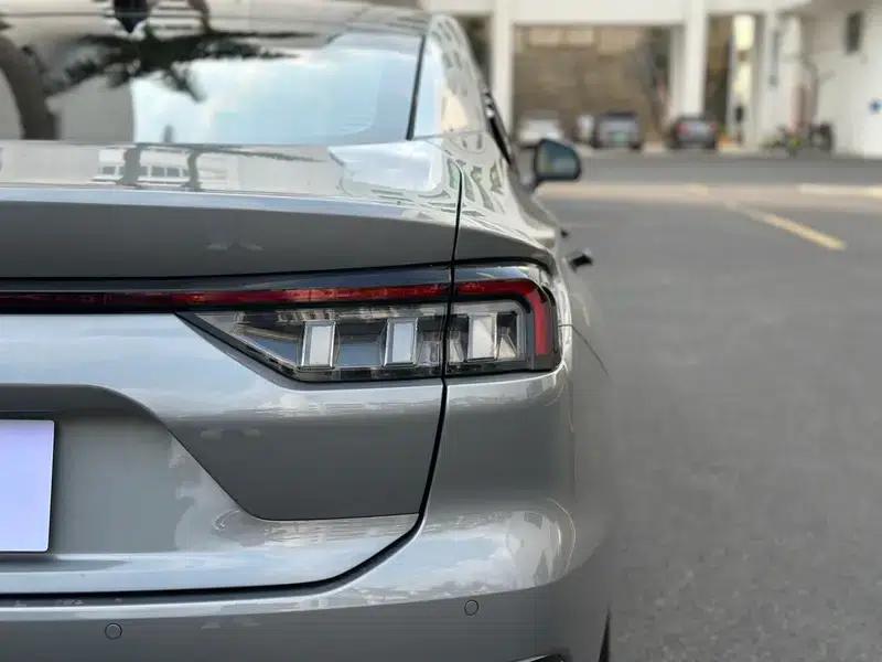 2025 Ford Mondeo EcoBoost 245 Luxury — миниатюра 9