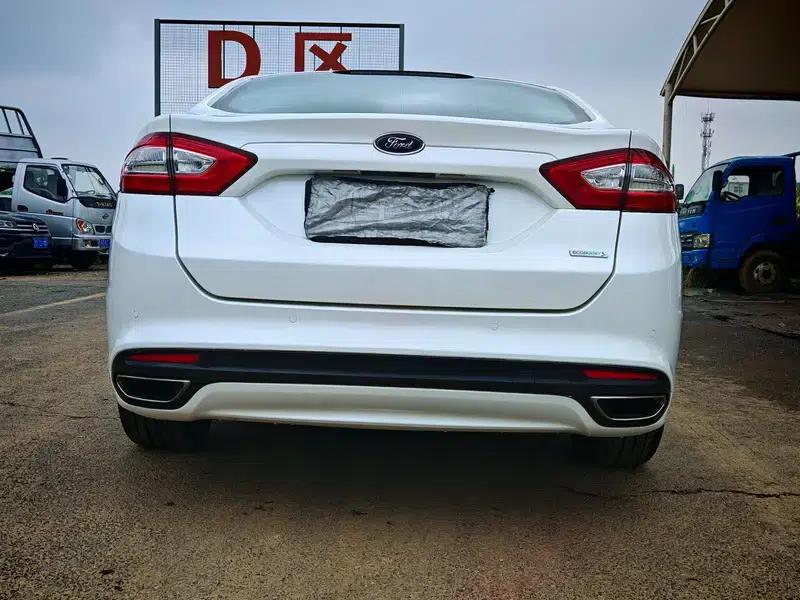 2013 Ford Mondeo 2.0L GTDi200 Fashion Edition — миниатюра 5