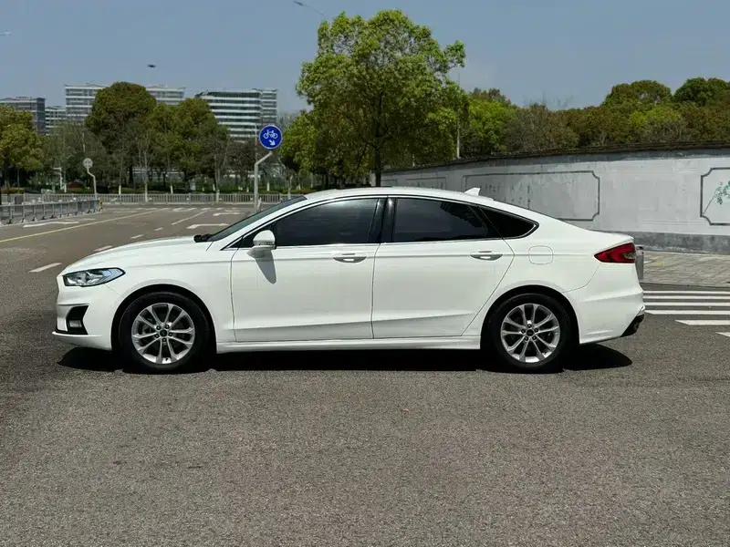 2020 Ford Mondeo EcoBoost 200 Fashion Edition — миниатюра 3