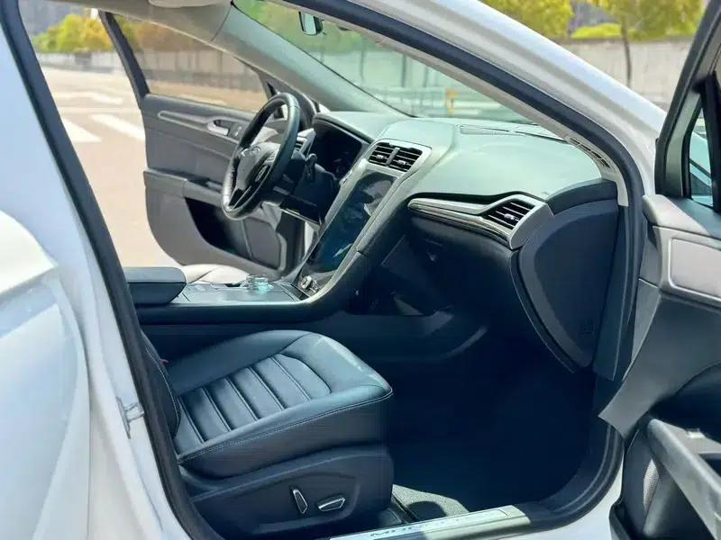 2020 Ford Mondeo EcoBoost 200 Fashion Edition — миниатюра 6