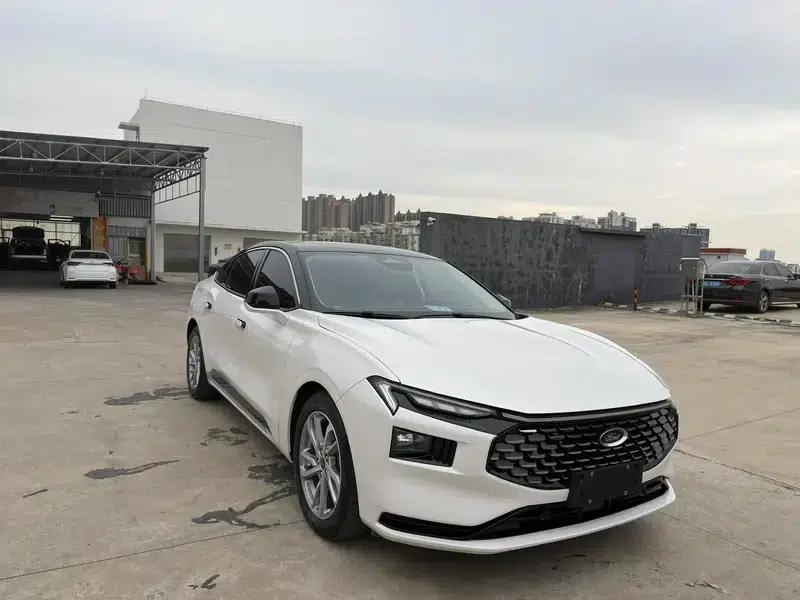 2023 Ford Mondeo EcoBoost 245 Luxury — миниатюра 3
