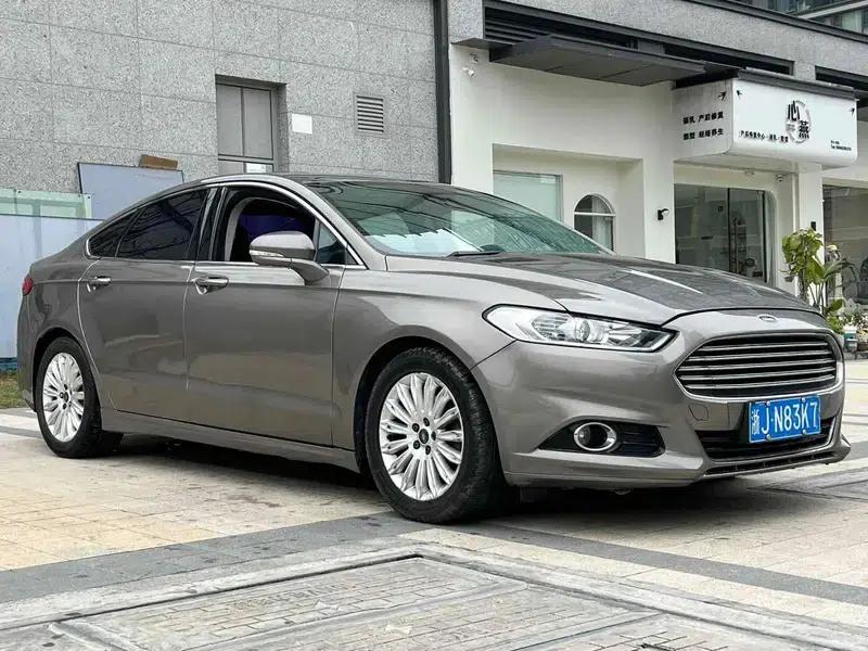 2013 Ford Mondeo 2.0L GTDi200 Fashion Edition — миниатюра 3