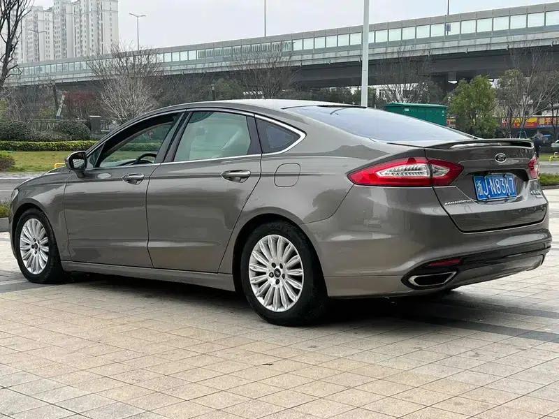 2013 Ford Mondeo 2.0L GTDi200 Fashion Edition — миниатюра 5