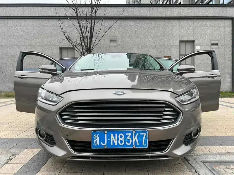 2013 Ford Mondeo 2.0L GTDi200 Fashion Edition — миниатюра 10