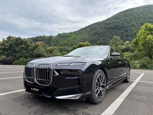 BMW i7 2023 eDrive50L Leading M Sport Package
